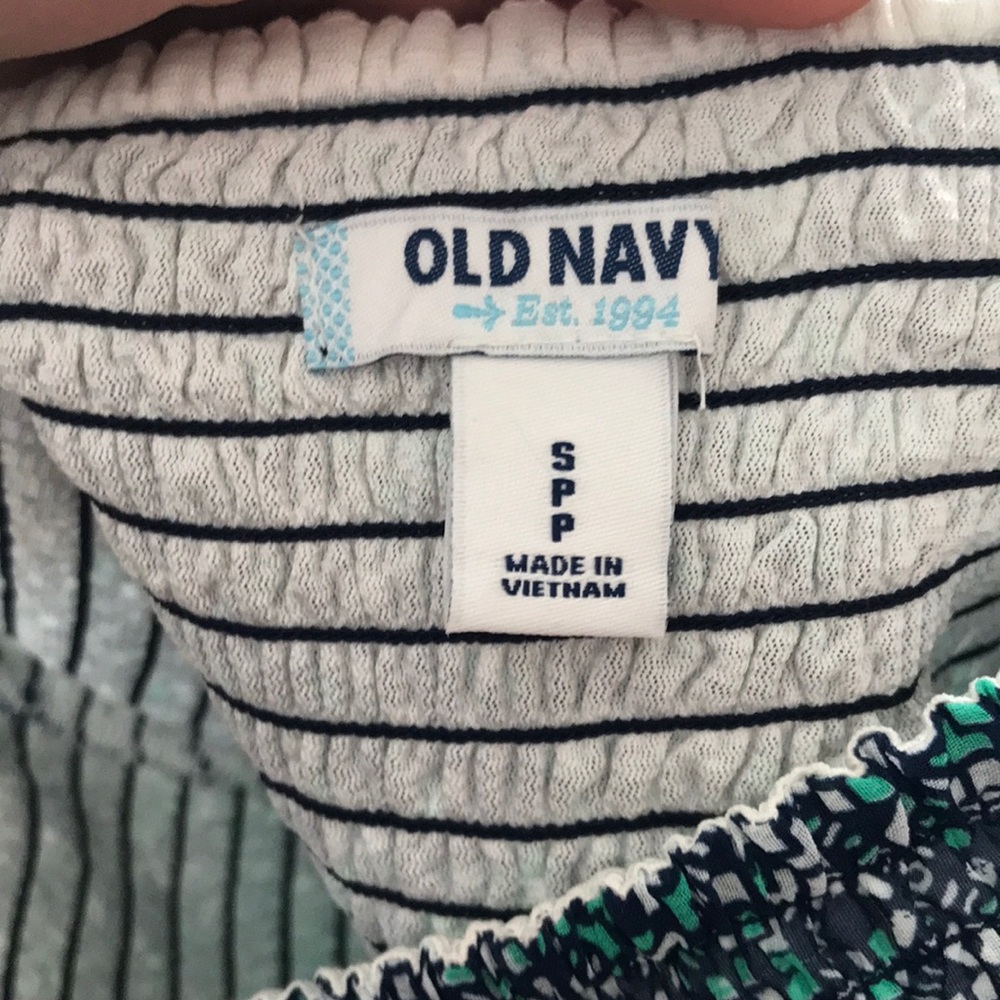 Old navy dress - Picture 5 of 5